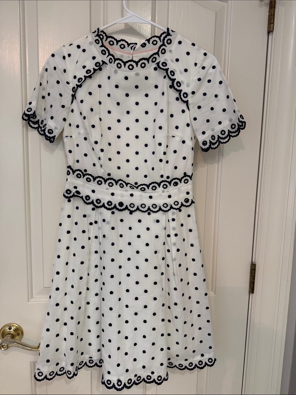 Like New 2P Boden White Dress with Navy Blue Polka Dots and Scallop Trim